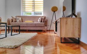 Apartman Nira